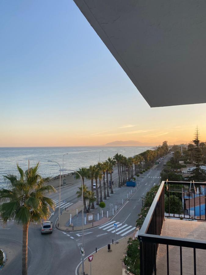 SEA VIEW APARTMENT / a primera línea de playa - Ferienwohnung Málaga