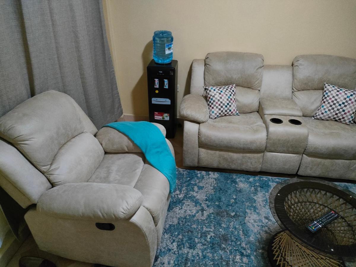Alken Homes - One Bedroom, Naivasha - Chambres d’hôtes Naivasha