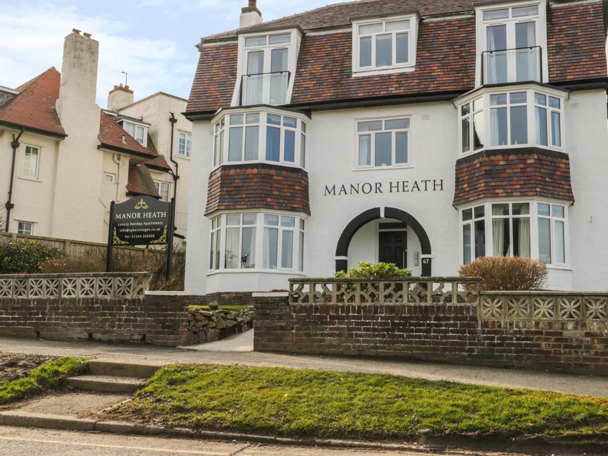 B&B Scarborough - Manor Heath Apartment 1 - Bed and Breakfast Scarborough