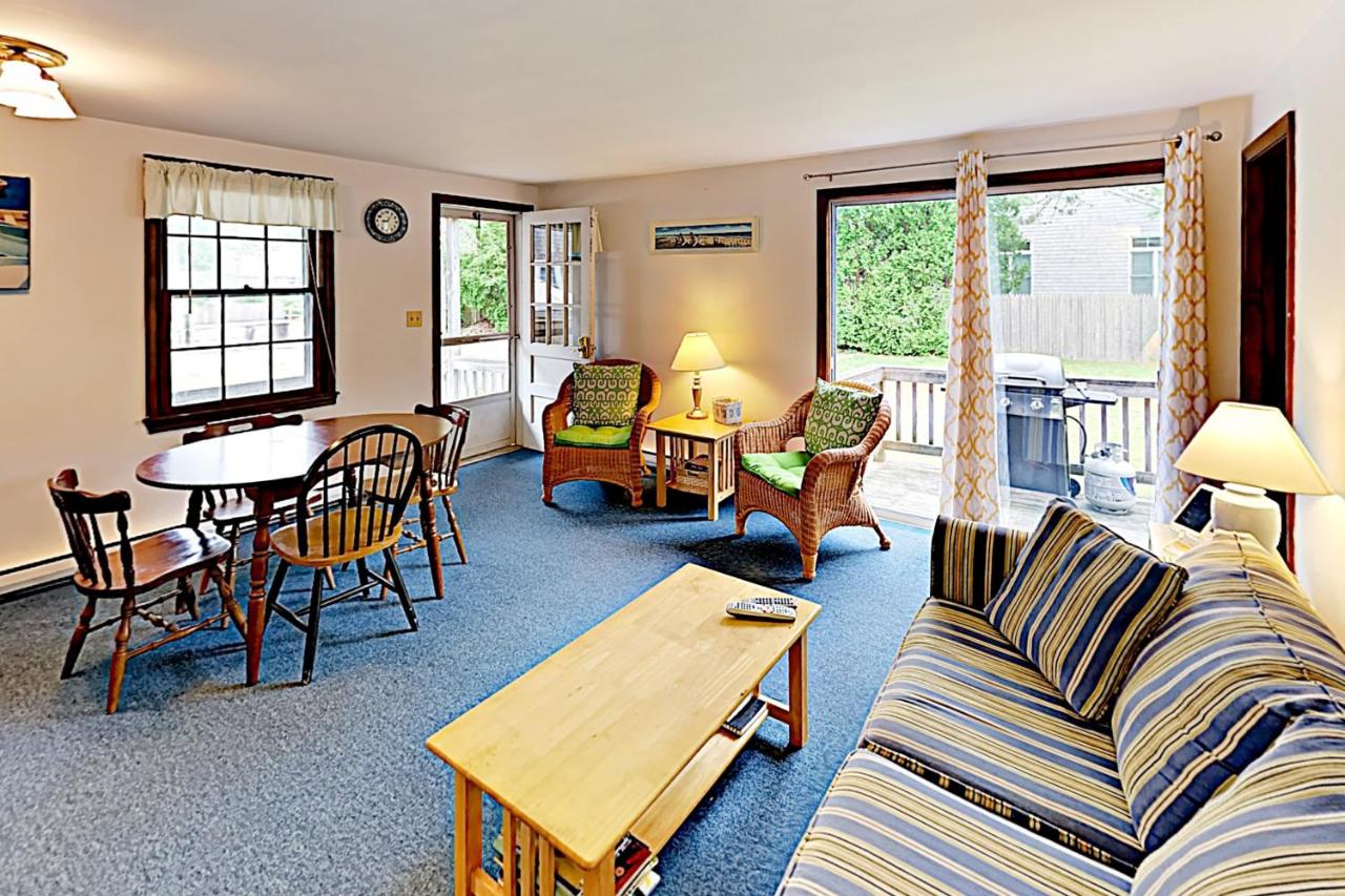 Dennis Port Palace - B&B
