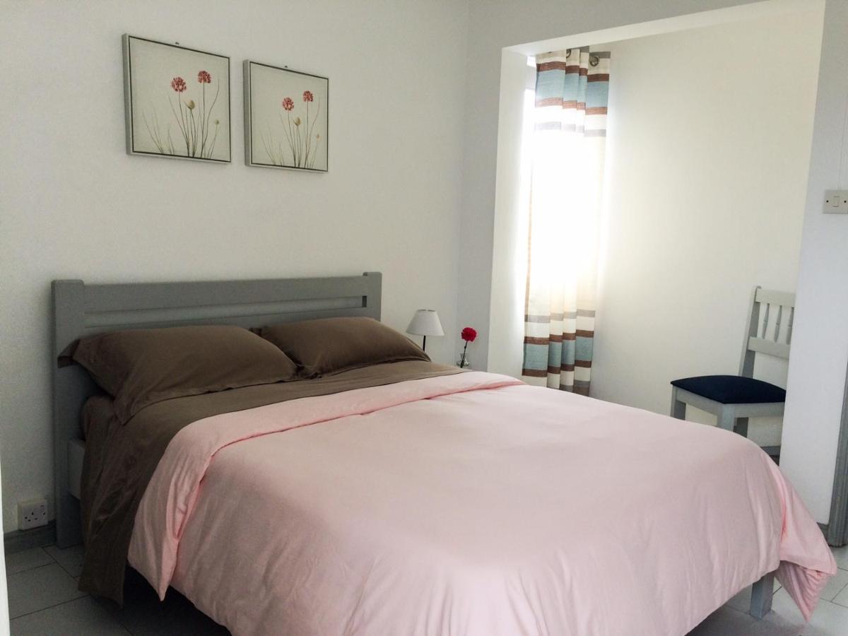 La Péninsule Town Apartment No 5 - B&B