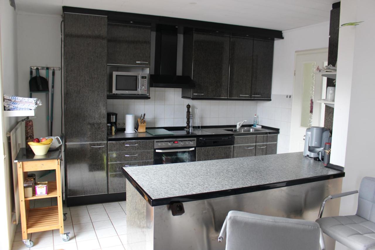 Ferienwohnung Lachmayr - B&B Geltendorf