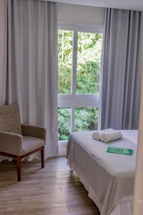 Apartment mit Balkon