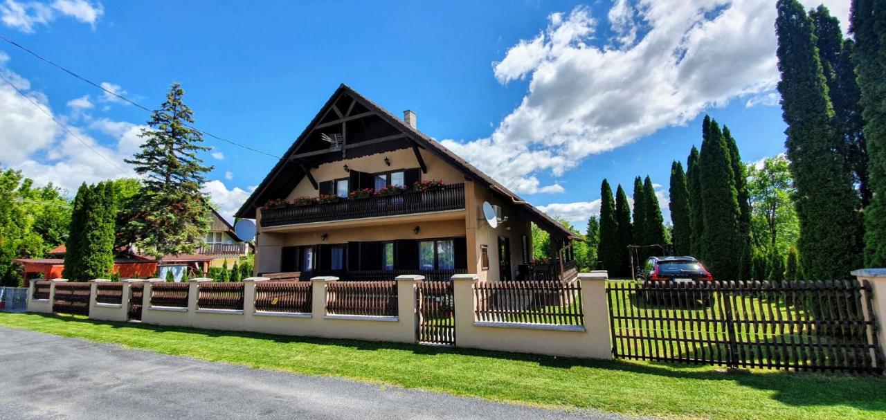 Varga Gardens Balatonmáriafürdő - Ferienwohnung