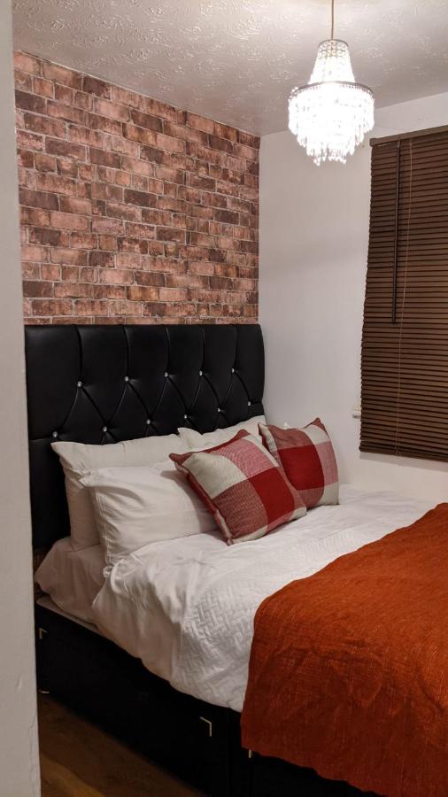 B&B Dagenham - Stunning 1 bedroom apartment in Dagenham - Bed and Breakfast Dagenham