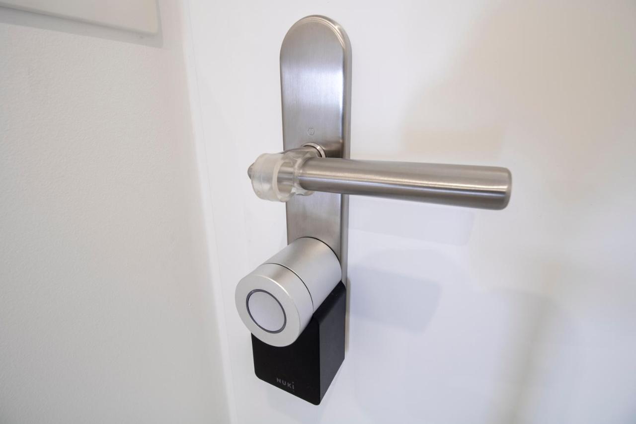 Boutique Sky City Apt. with BALCONY / TOP SPOT - Chambres d’hôtes Vienne