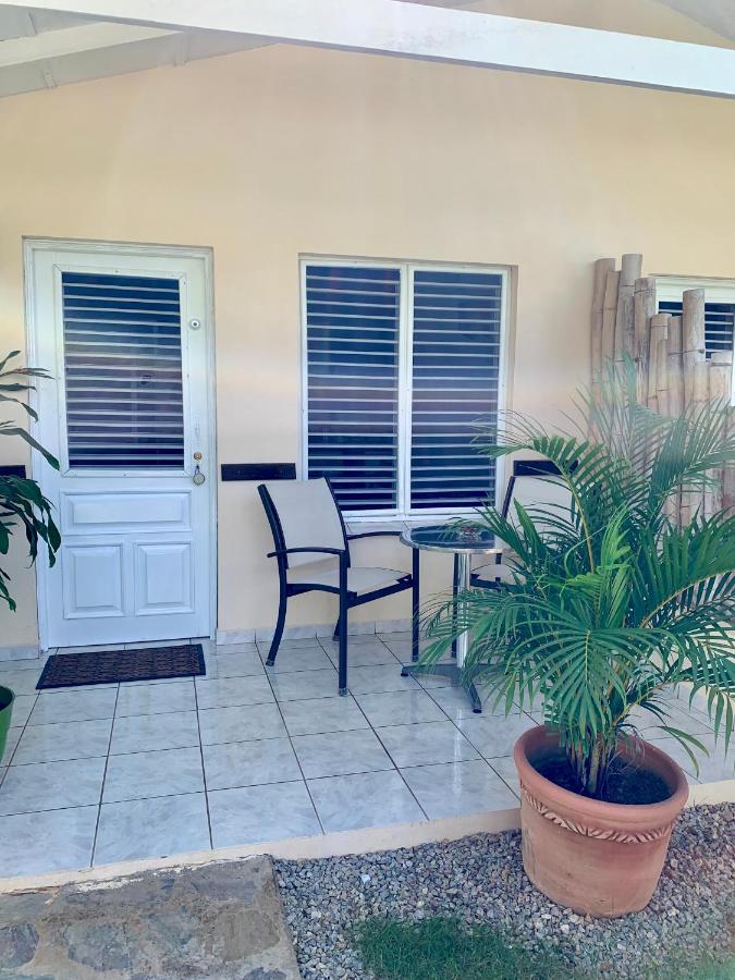 One-Bedroom Bungalow