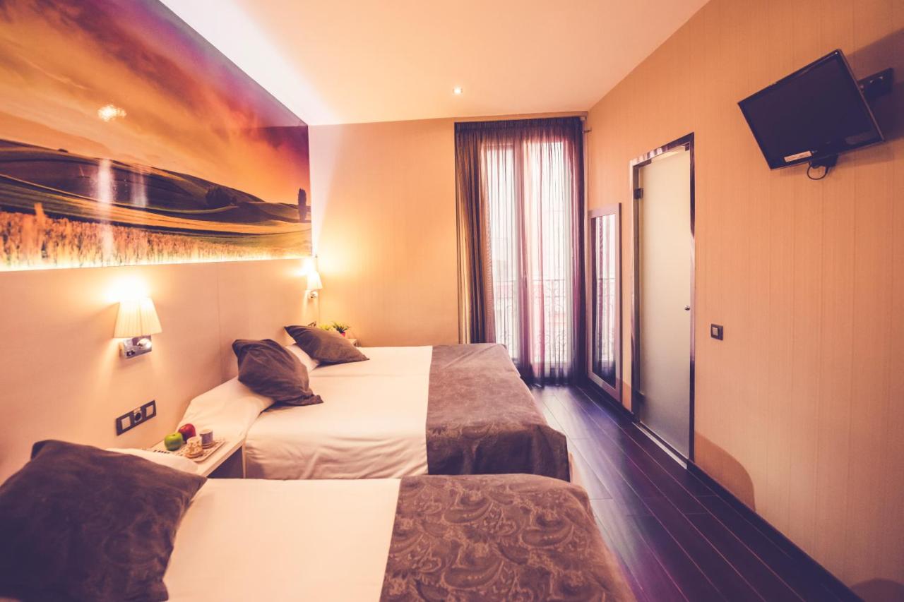 Twin Room with Extra Bed