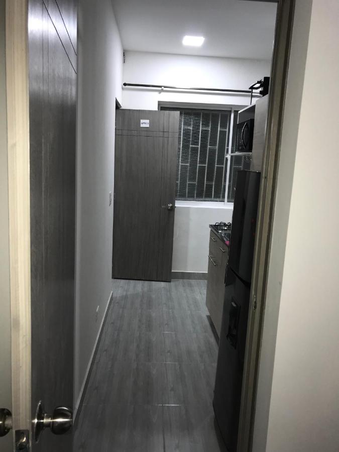 Aparta estudio amoblado 3 Medellin, San joaquin - B&B
