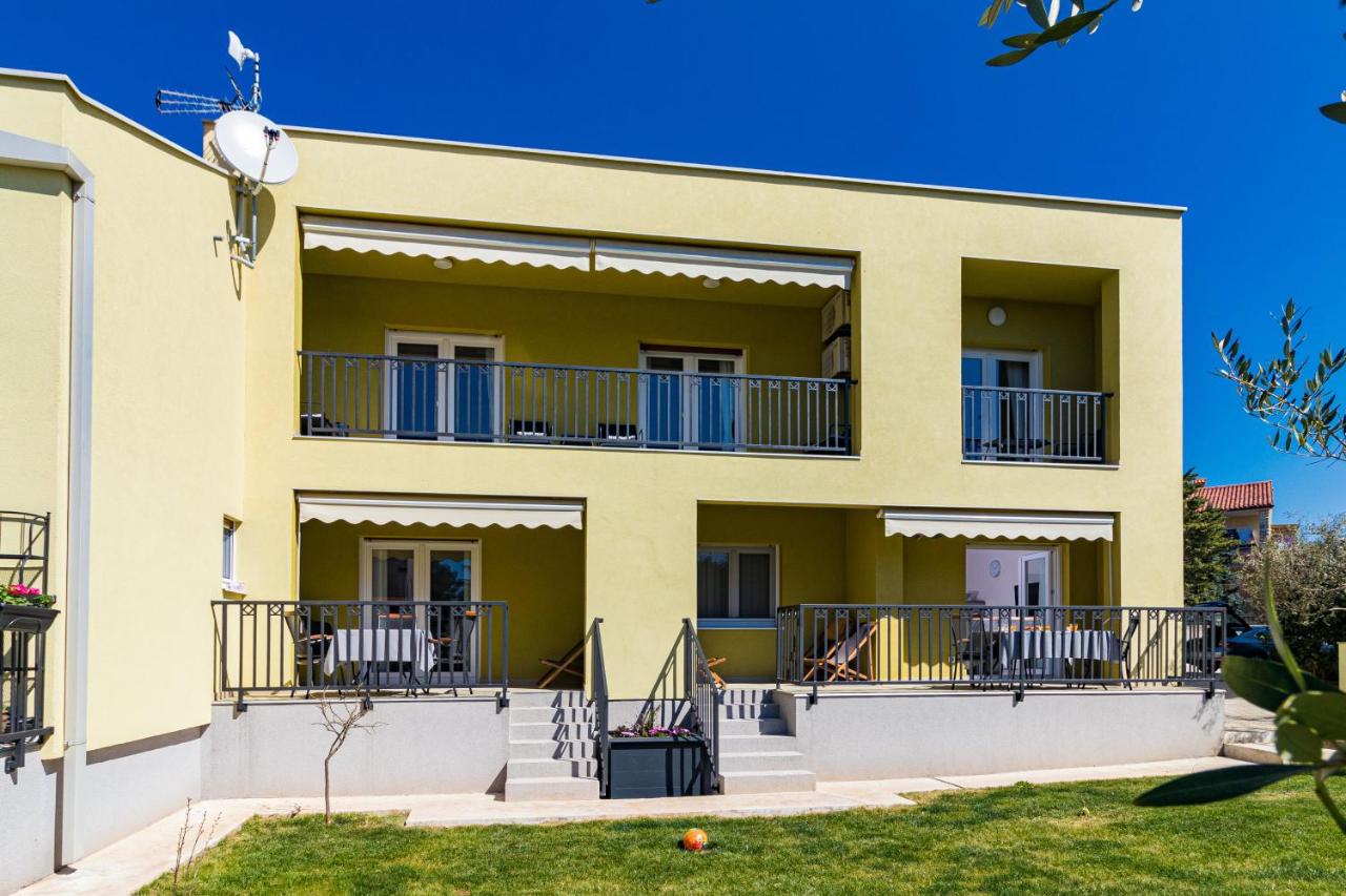 Apartments Mirjana Medulin 2 - B&B