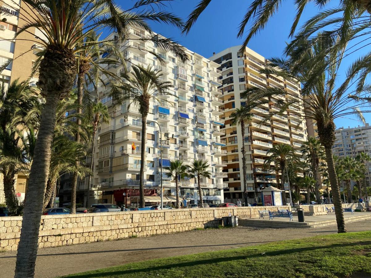 Malagueta Beach Front Mediterranean Apartment - B&B