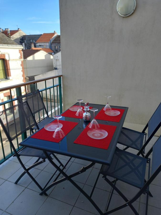 magnifique appartement 3 étoiles centre ville et mer à pied - B&B