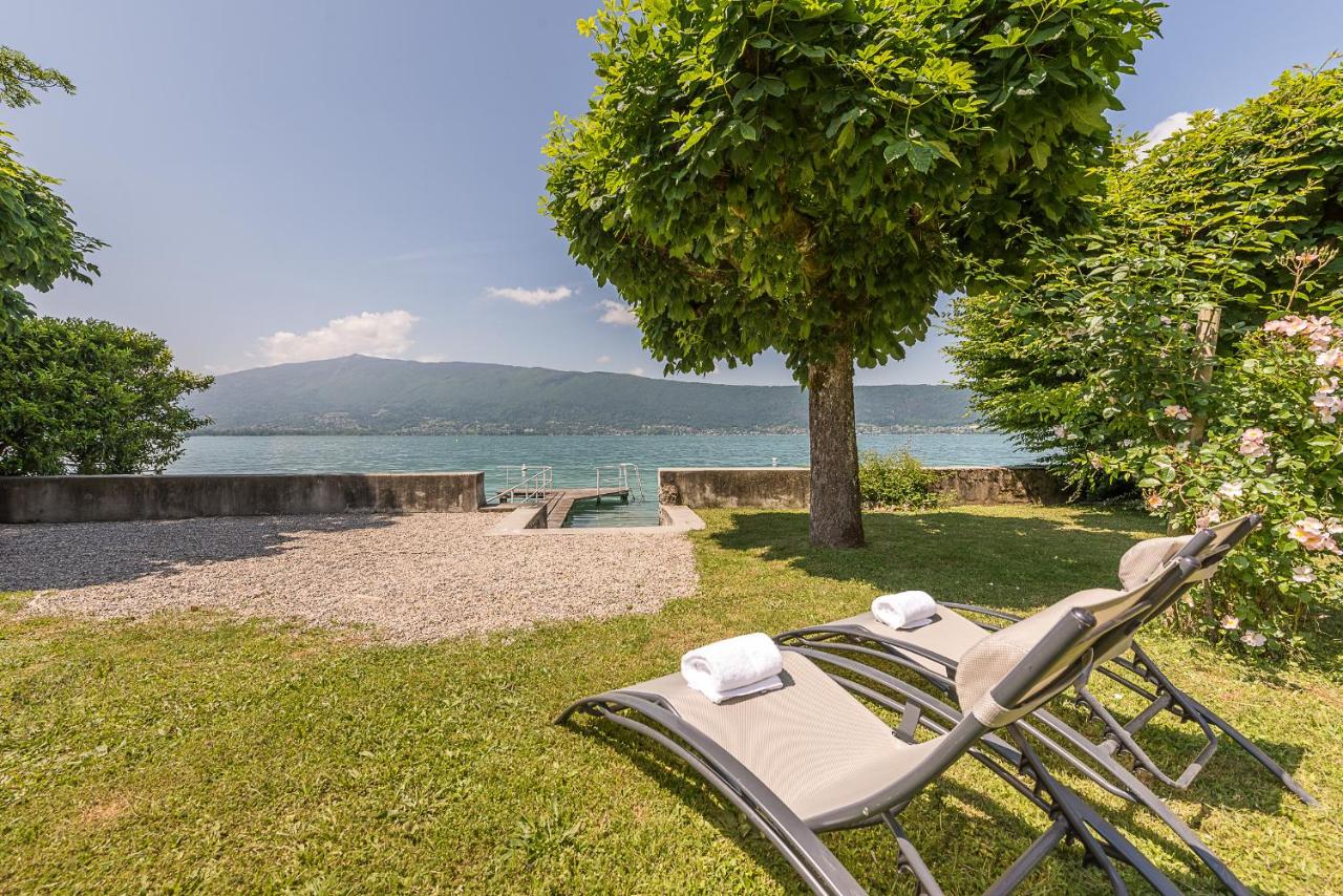 B&B Veyrier-du-Lac - Chalet de charme avec Ponton privé et Accès direct au lac, 4ch 8 pers, Exclusivité LLA Selections by Location lac Annecy - Bed and Breakfast Veyrier-du-Lac