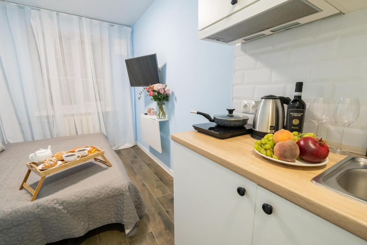 Апартаменти MYFREEDOM поруч із метро Вокзальна - B&B Kyiv