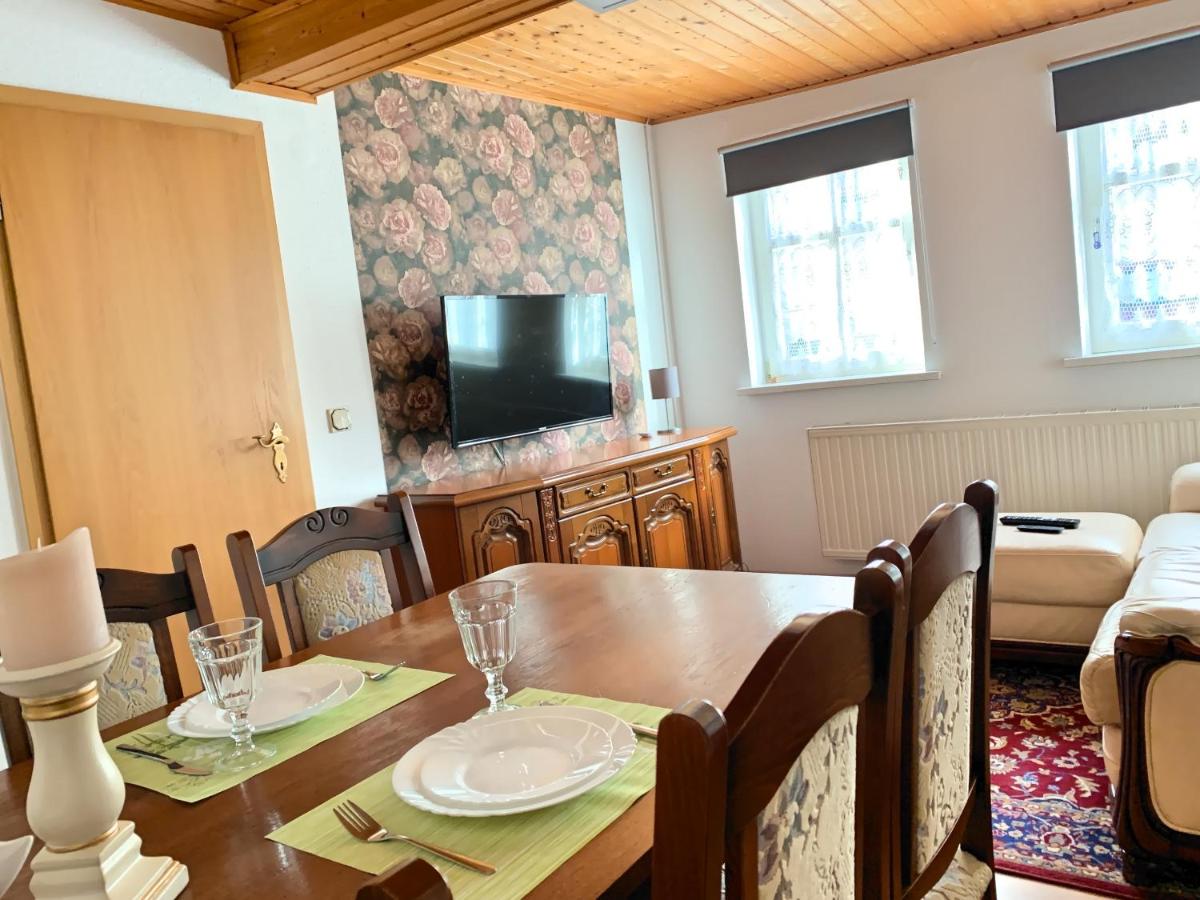 B&B Eisenach - Ferienhaus zwischen Bach und Luther mit Sauna & Garten - Bed and Breakfast Eisenach