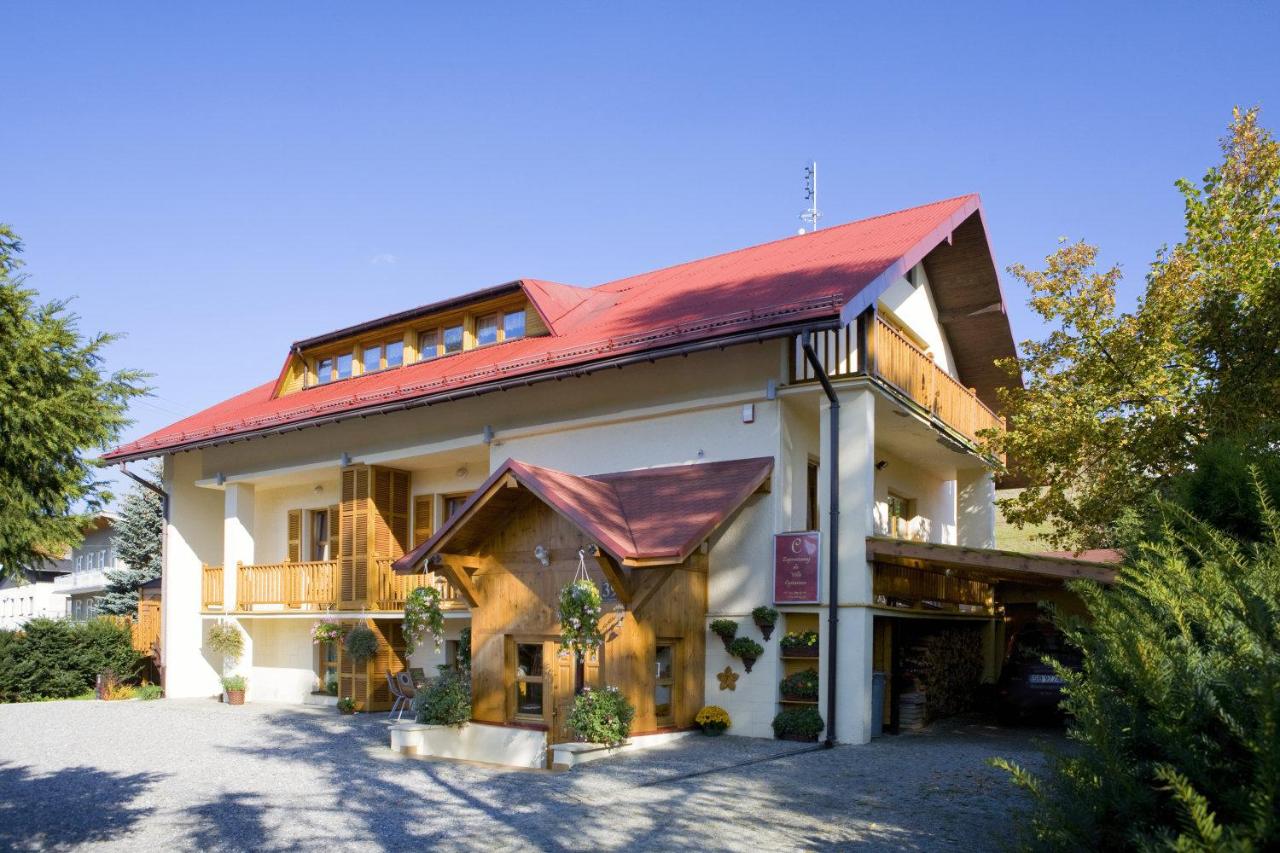 Villa Cynamon Jacuzzi & Sauna - Bed and Breakfast Wisła