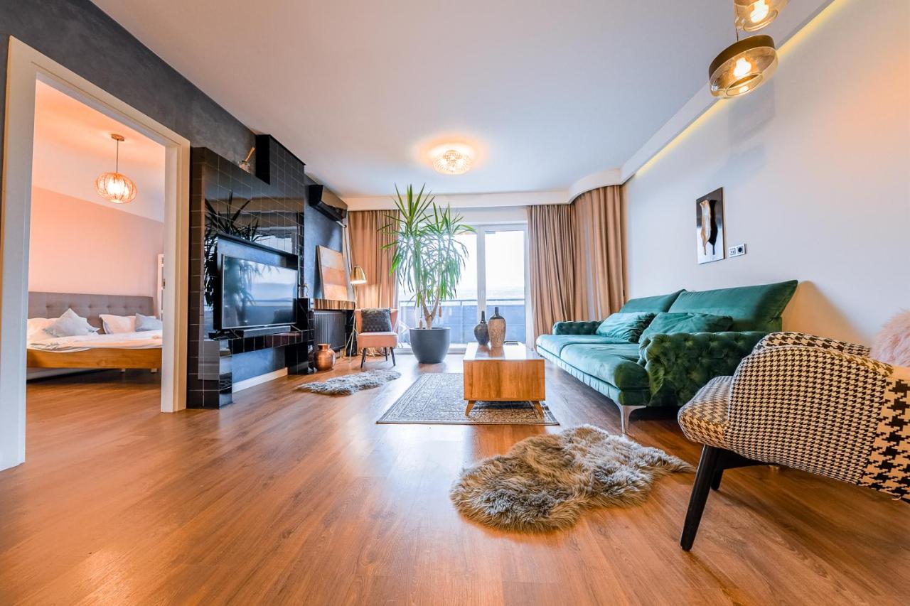 Grand Park Rose Iulius Mall - B&B Cluj-Napoca