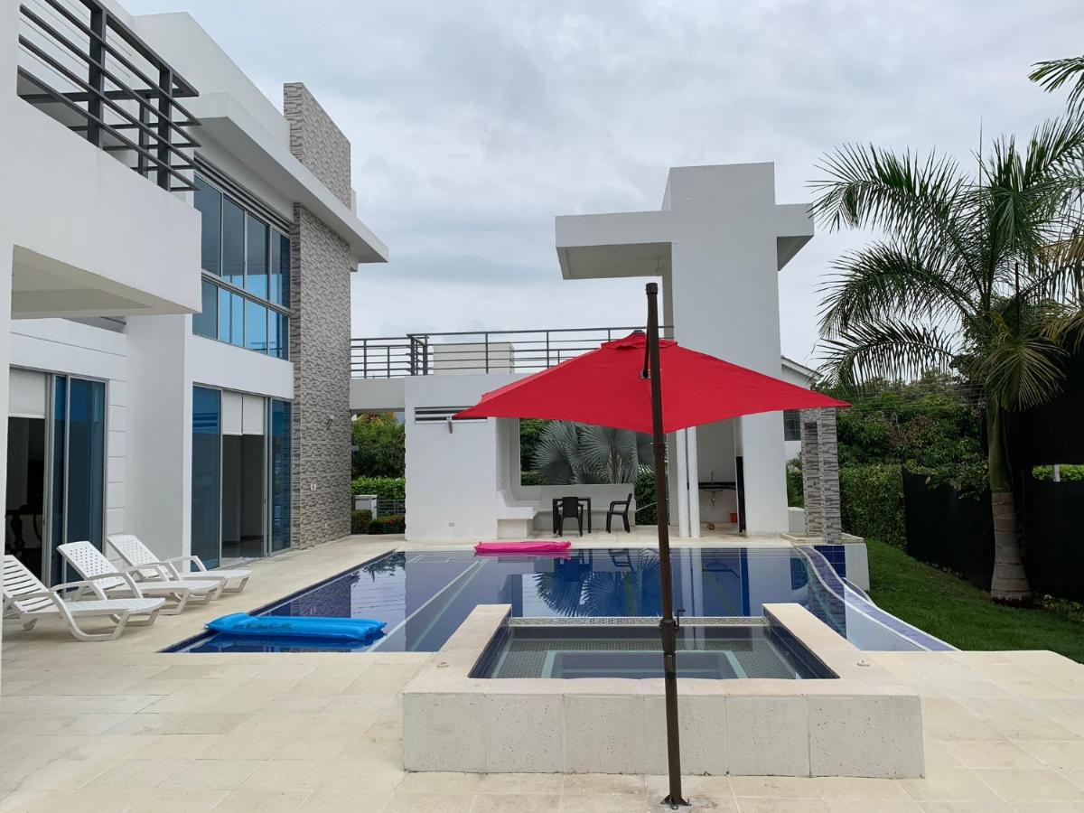 Hermosa Villa de Descanso - Bed and Breakfast