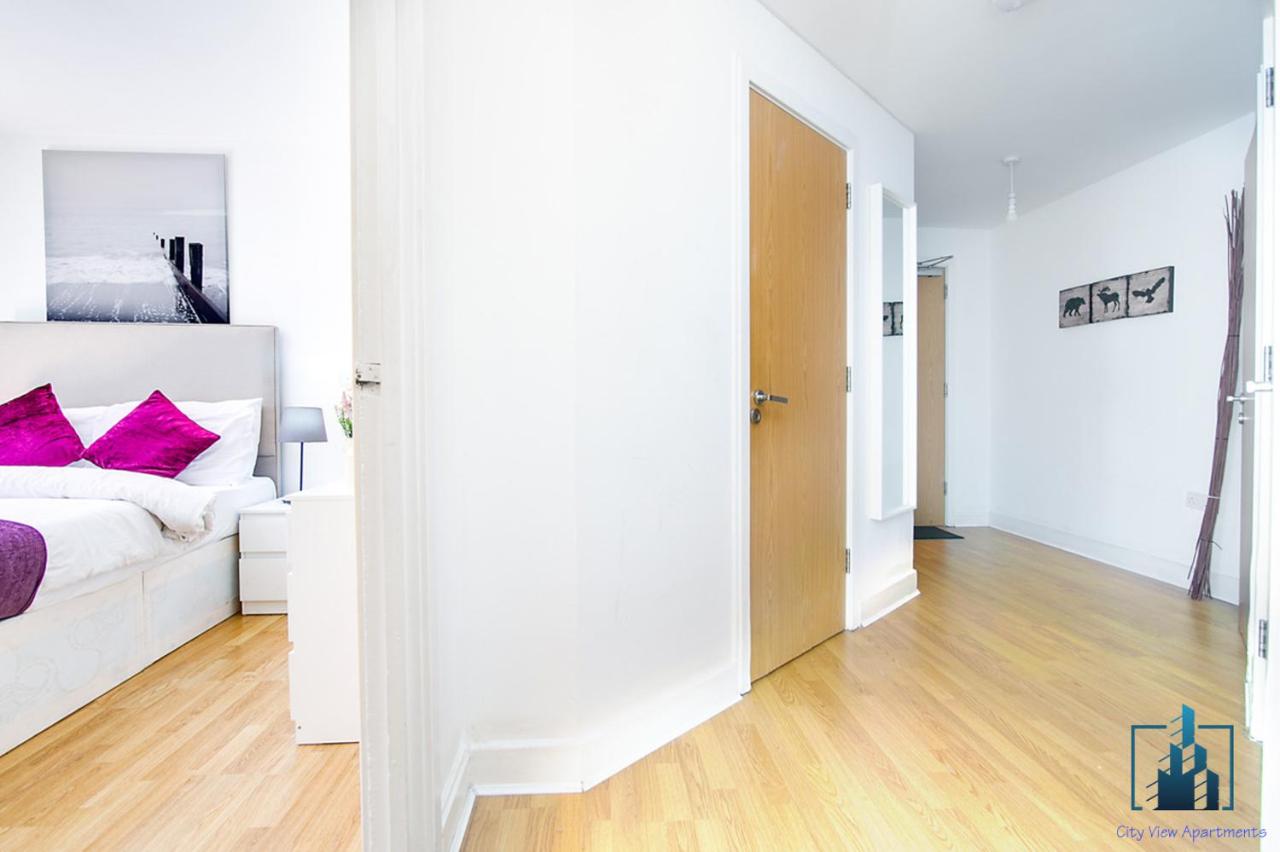 Apartment mit Balkon