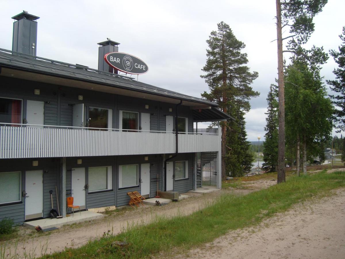 Studio Apartment - Upstairs A 18