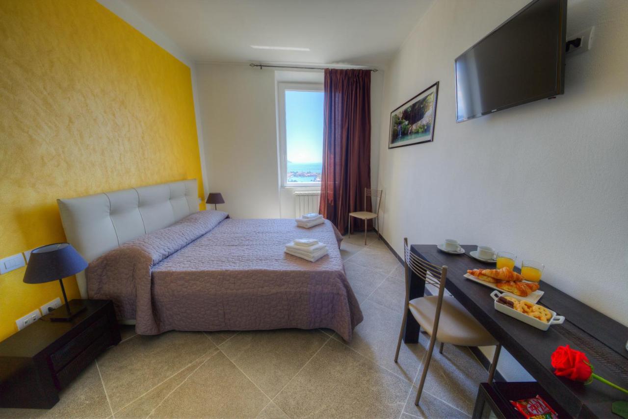 Doppelzimmer mit Meerblick