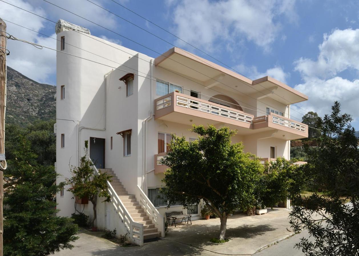 One-Bedroom Apartment (3 Adults)