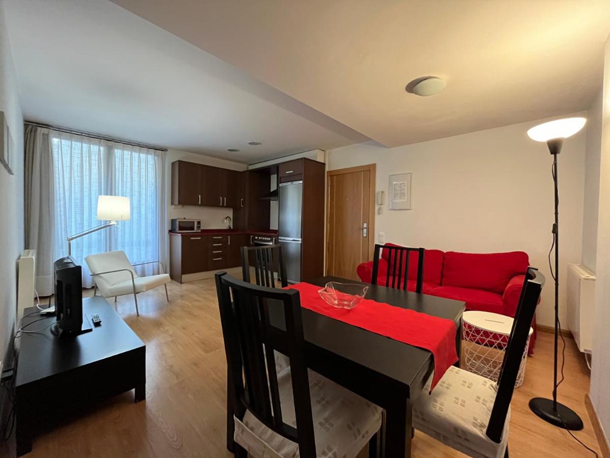 One-Bedroom Apartment- Urmo