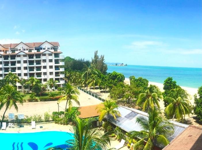 B&B Port Dickson - Beach Front Apartment Bayu Beach Resort - Bed and Breakfast Port Dickson