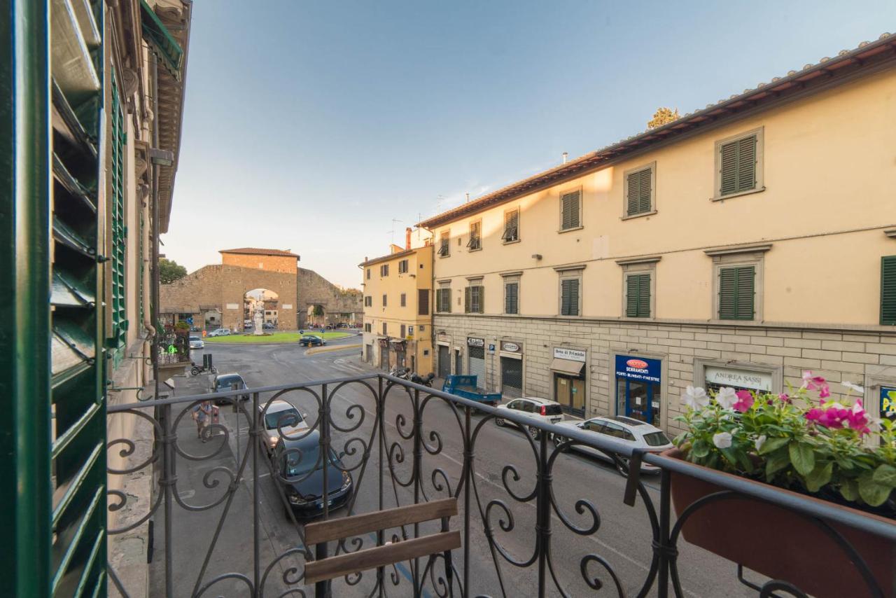 Flower House - Dolcevita Holiday - Bed and Breakfast Florence