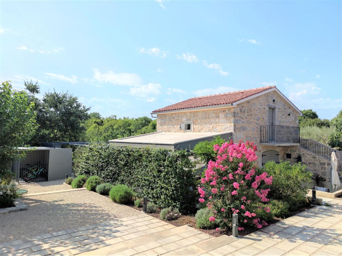 Luxury Jerini Barn - B&B Krk