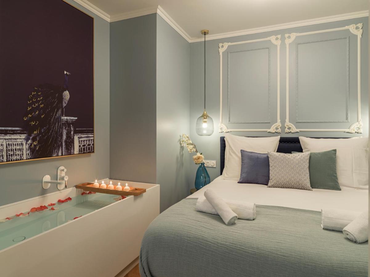 The Pompadour Suite - B&B París