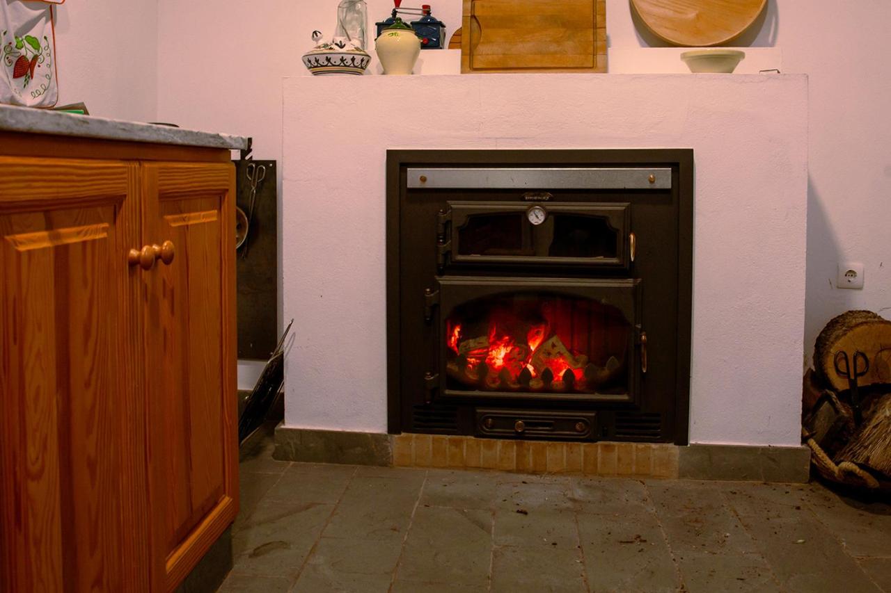 Casa del Ingeniero ,4 Hab 8 Pers 3 Chimeneas con horno,alberca - B&B Puerto de la Laja