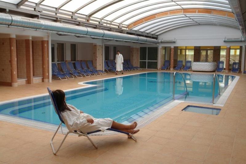 Ta'karos apartman - B&B