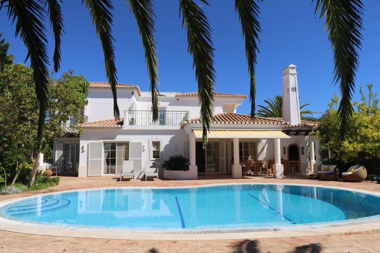 Villa con piscina privada
