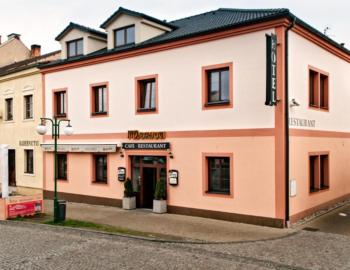 B&B Bor u Tachova - Hotel Merica Bor - Bed and Breakfast Bor u Tachova