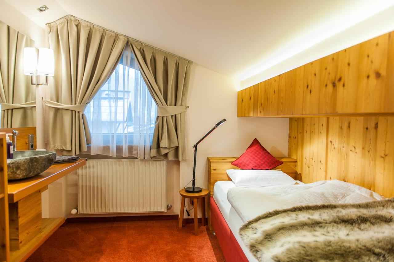 Apartment mit 2 Schlafzimmern und Balkon