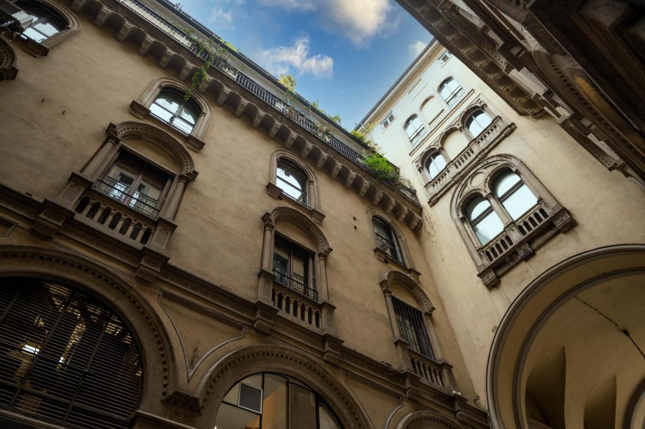 easyhomes Duomo View - B&B Milano
