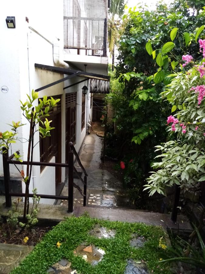 Sunny Side 89 - B&B Galle
