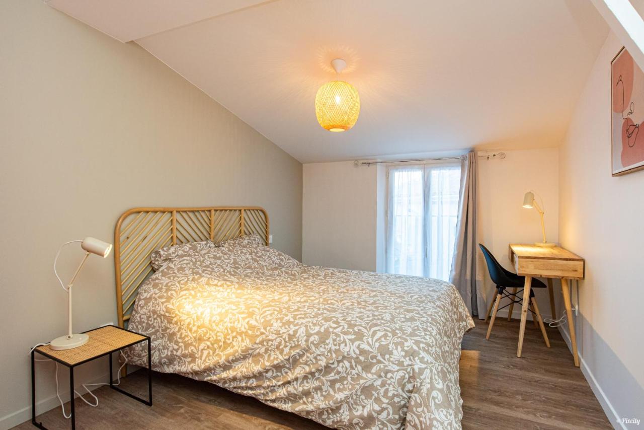 LE DUPLEX - T6 COEUR DE ViLLE - Chambres d’hôtes