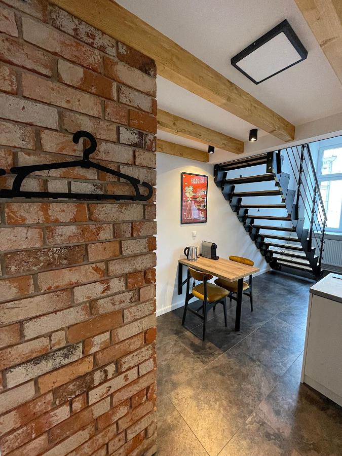 OFF Side Story Apartment - B&B Lodz