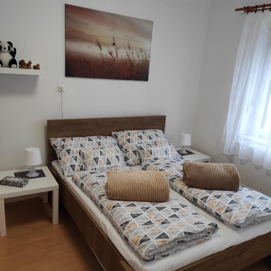 B&B Pécs - Fehérhegyi Apartman - Bed and Breakfast Pécs