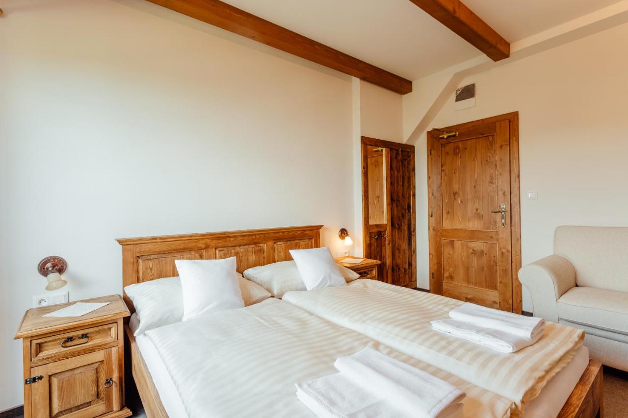 Doppelzimmer mit Balkon