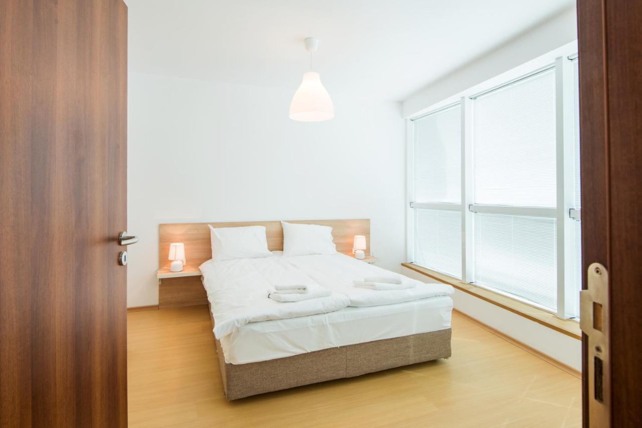 One-Bedroom Apartment with Partial Sea View