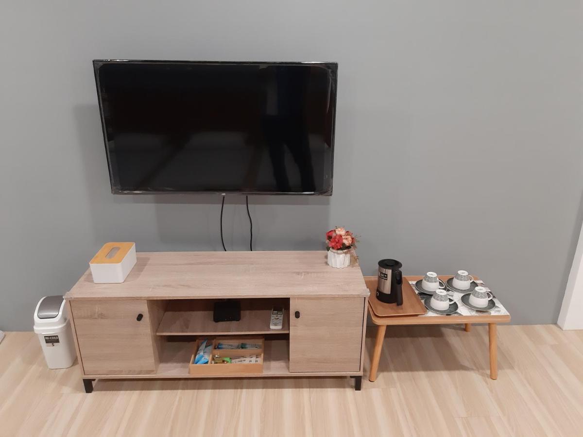 Japanese-Style Room
