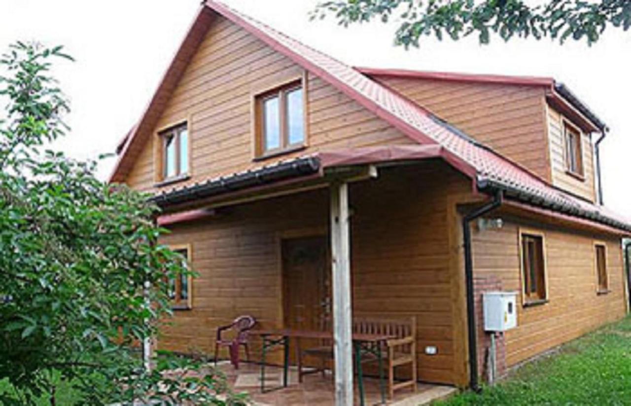 B&B Narewka - Gospodarstwo Agroturystyczne Bobrowa Zagroda - Bed and Breakfast Narewka