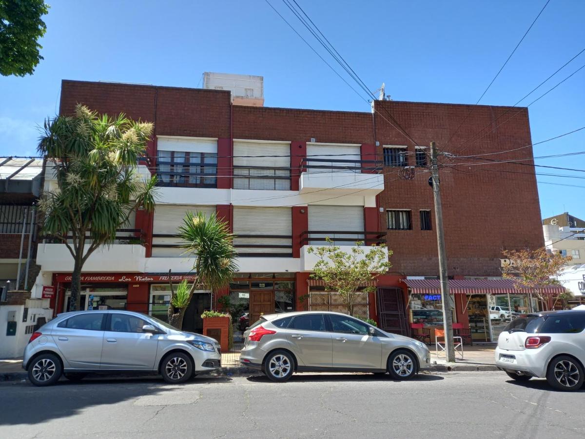 2 ambientes en Playa Grande Matheu y Alem, solo familias y parejas - Chambres d'hôtes Mar del Plata
