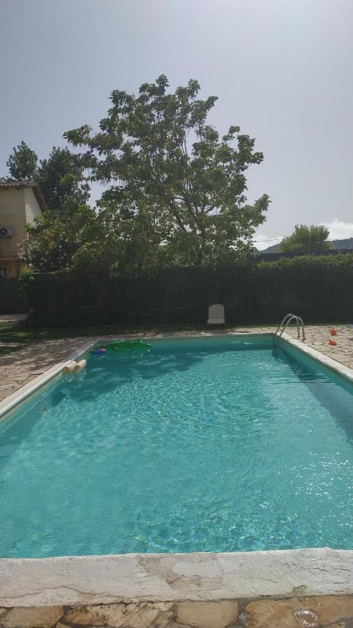 B&B Giannádes - Corfu Villa Ermioli with Pool - Bed and Breakfast Giannádes