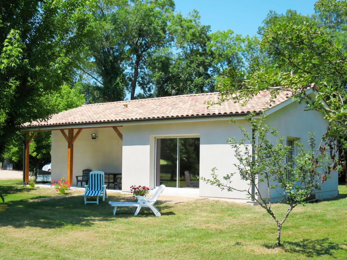 B&B Civrac-en-Médoc - Holiday Home La Casita - CEM110 by Interhome - Bed and Breakfast Civrac-en-Médoc