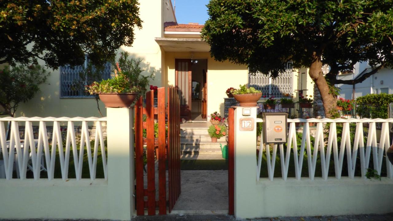 Al 12 - B&B