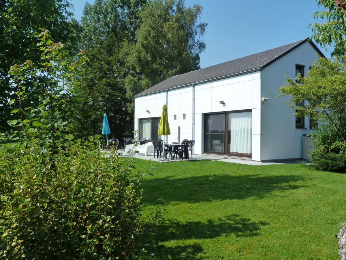 B&B Bütgenbach - Holiday Home Au bord du Lac-2 by Interhome - Bed and Breakfast Bütgenbach